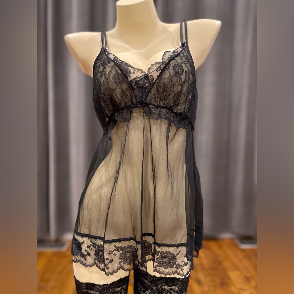 Vintage Dore sheer black babydoll nightie